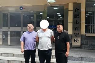 尤文总监否认签亨德森：我们不会签任何人了，信任现有的队员们